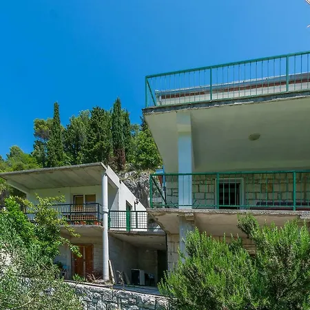 Dom wakacyjny House Ante *